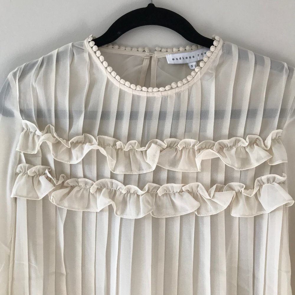 Driving Down Rodeo Pleated Ruffle Blouse - Picture 3 of 4